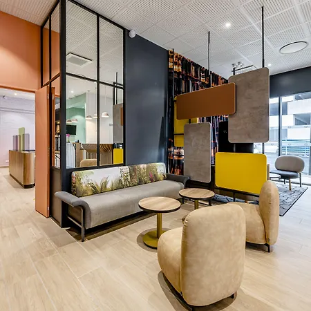 Bassins A Flot Hotel Bordeaux