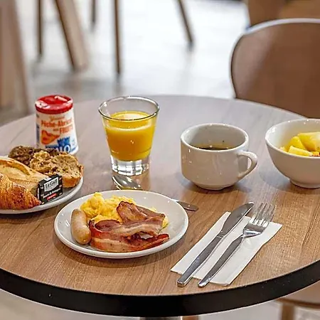 Otel Bassins A Flot Bordeaux