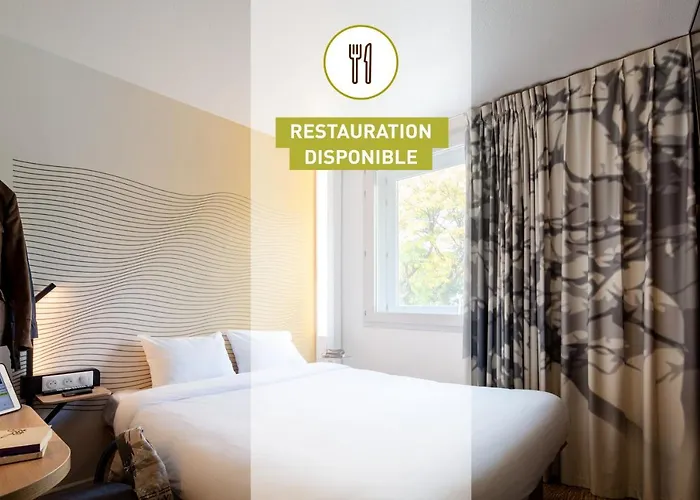Bassins A Flot Hotel