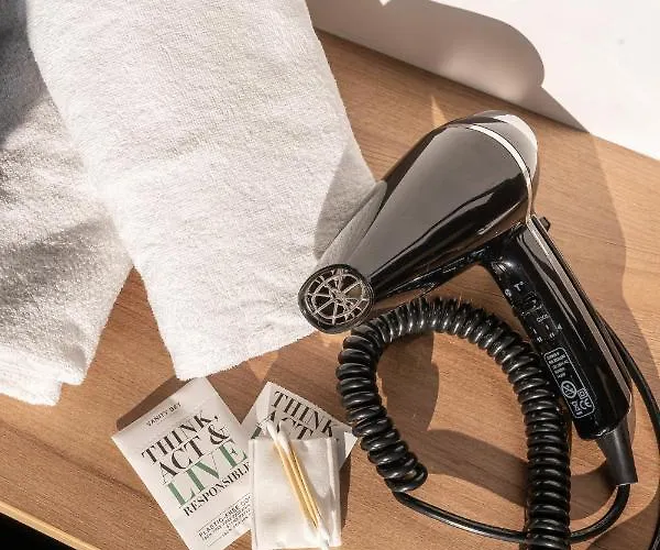 Hotell Bassins A Flot 3*