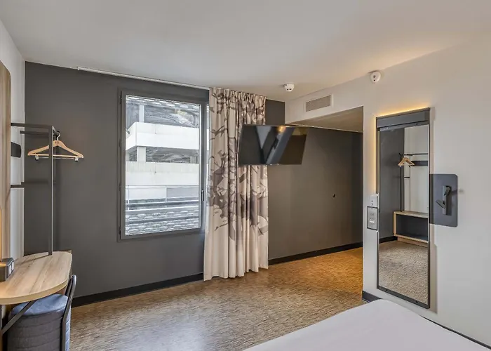 Bassins A Flot Bordeaux