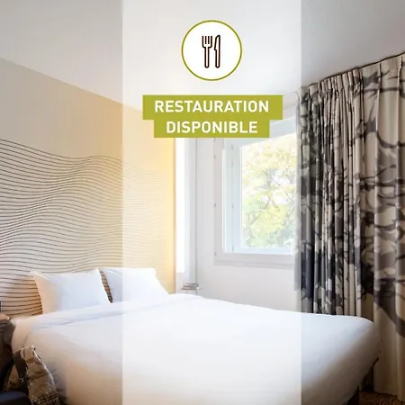 Bassins A Flot Hotel