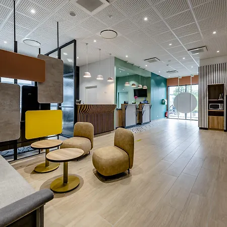 Bassins A Flot 호텔 3*